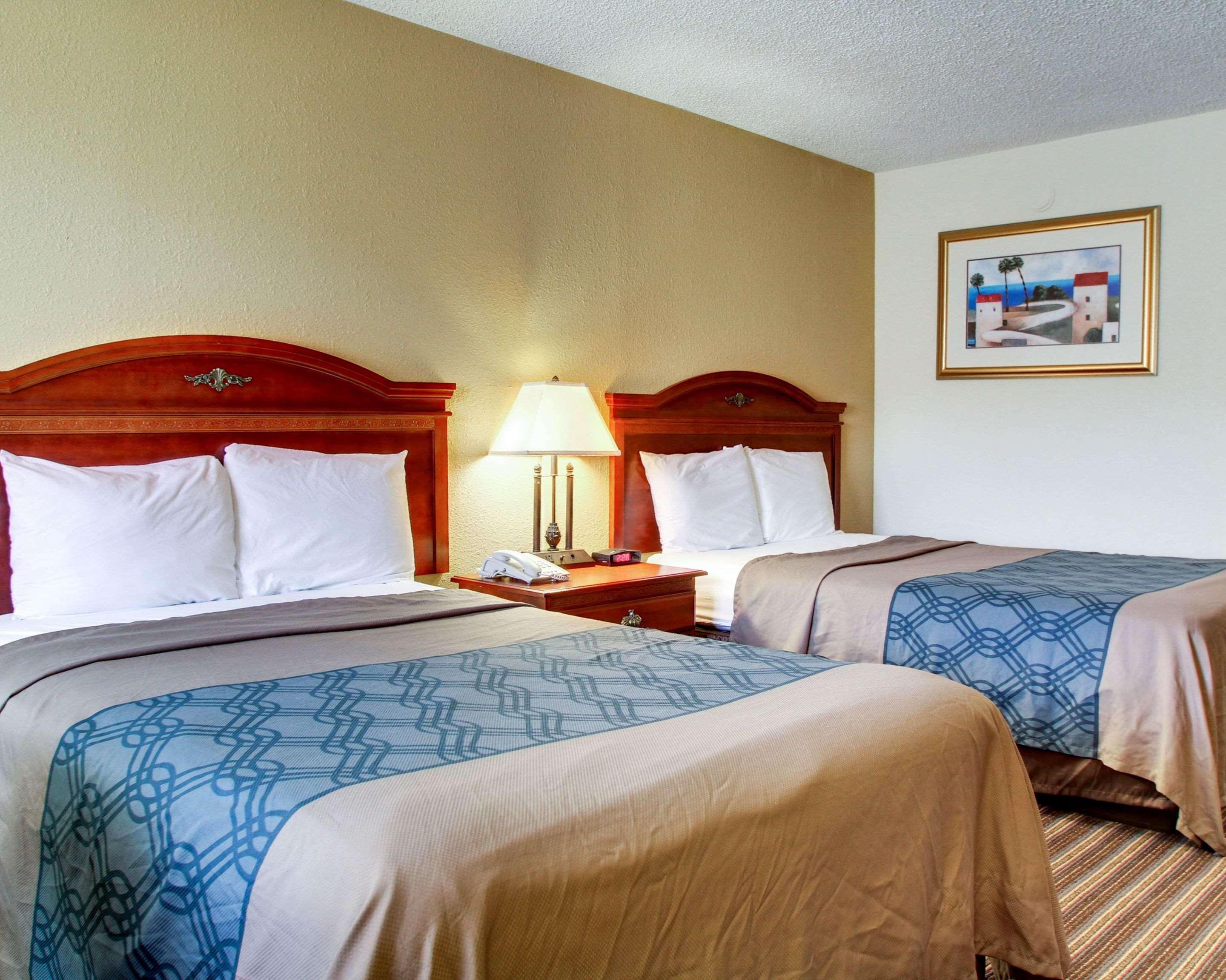 Econo Lodge Vicksburg Exteriör bild