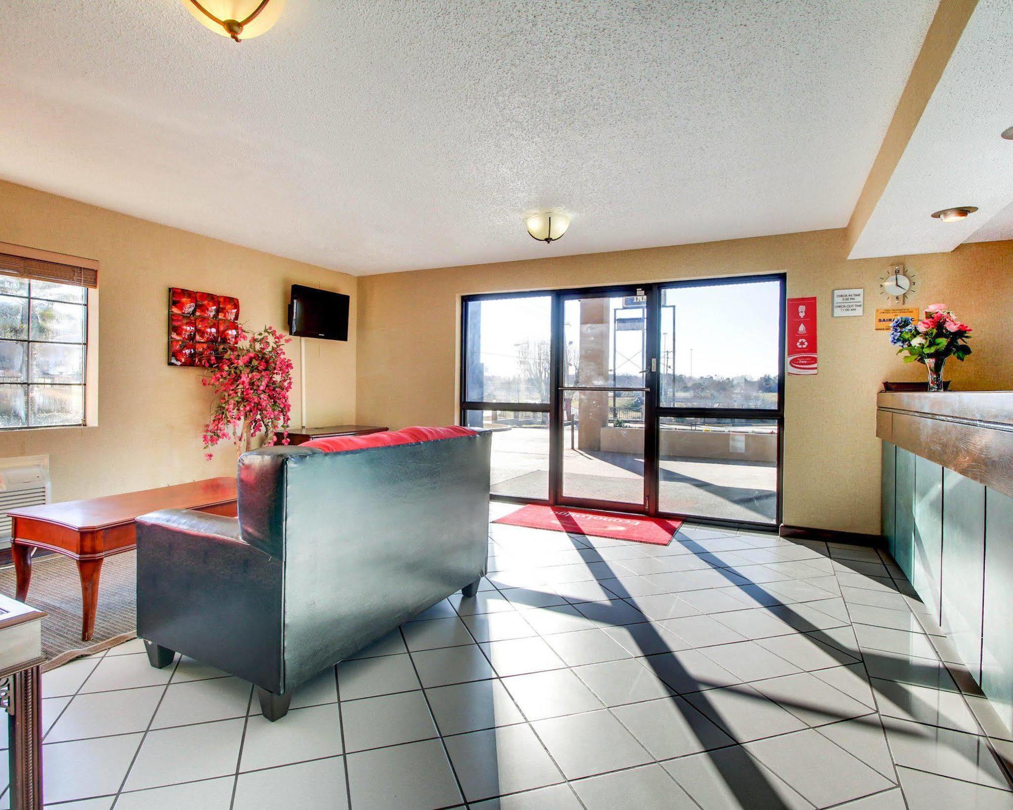 Econo Lodge Vicksburg Exteriör bild